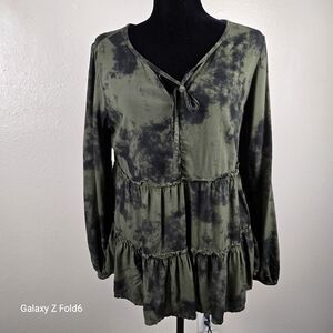 BeachLunchLounge‎ Green Black Tie-Dye Peasant Boho Tiered Tunic Top M